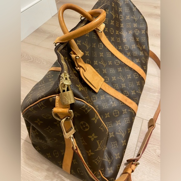 Louis Vuitton Keepall Bandoulière 55 - Picture 6 of 13